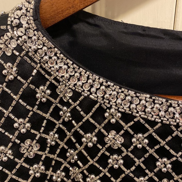 Black and silver sequined/beaded formal top - Picture 3 of 5
